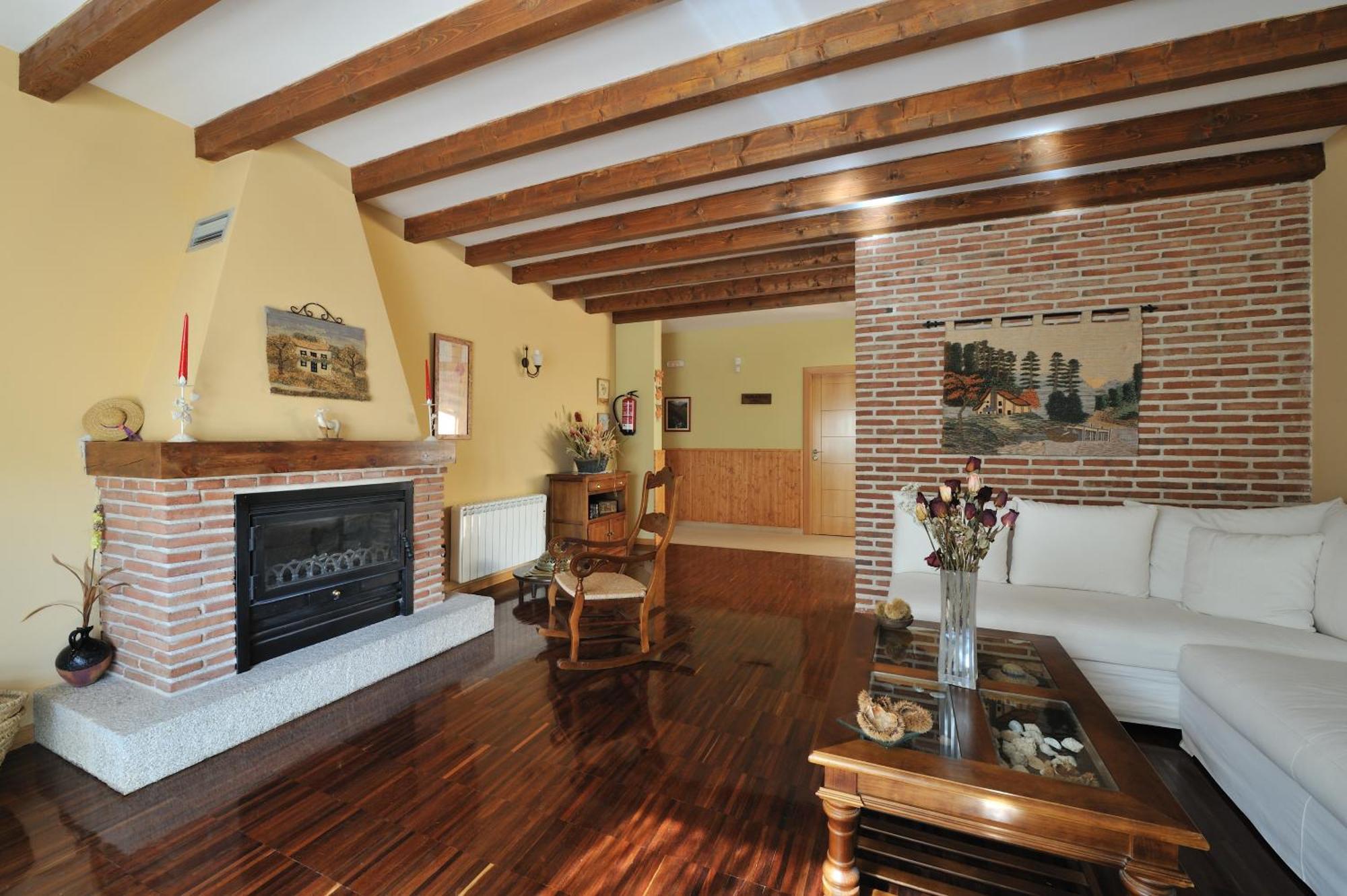 Hotel Rural Y Restaurante, Rinconcito De Gredos Cuevas Del Valle Zewnętrze zdjęcie