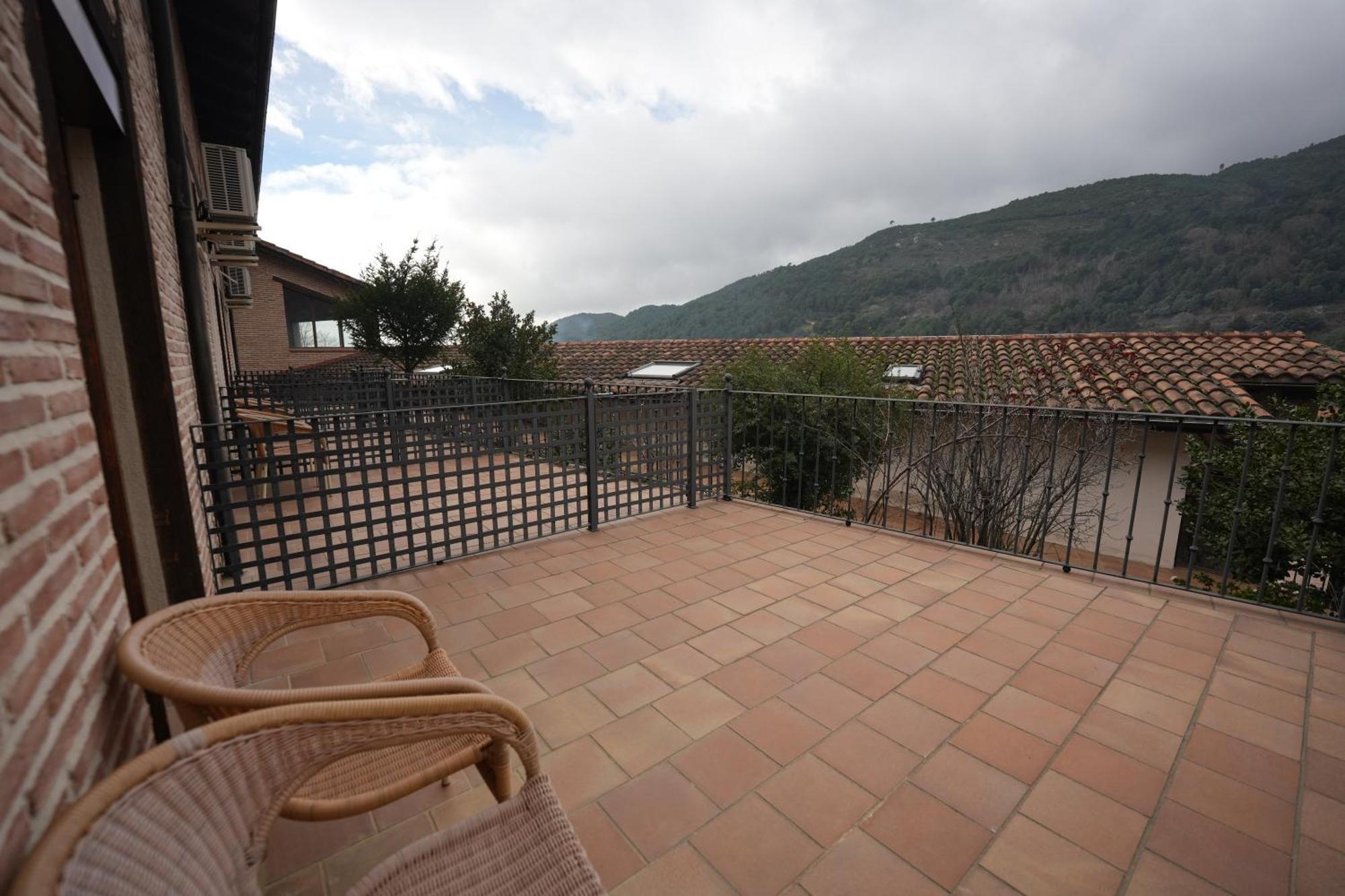 Hotel Rural Y Restaurante, Rinconcito De Gredos Cuevas Del Valle Zewnętrze zdjęcie