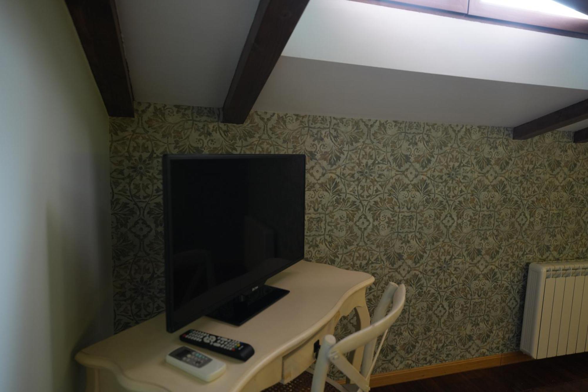 Hotel Rural Y Restaurante, Rinconcito De Gredos Cuevas Del Valle Zewnętrze zdjęcie